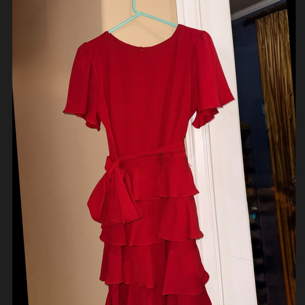Elegant Scarlet Ruffle Midi Dress